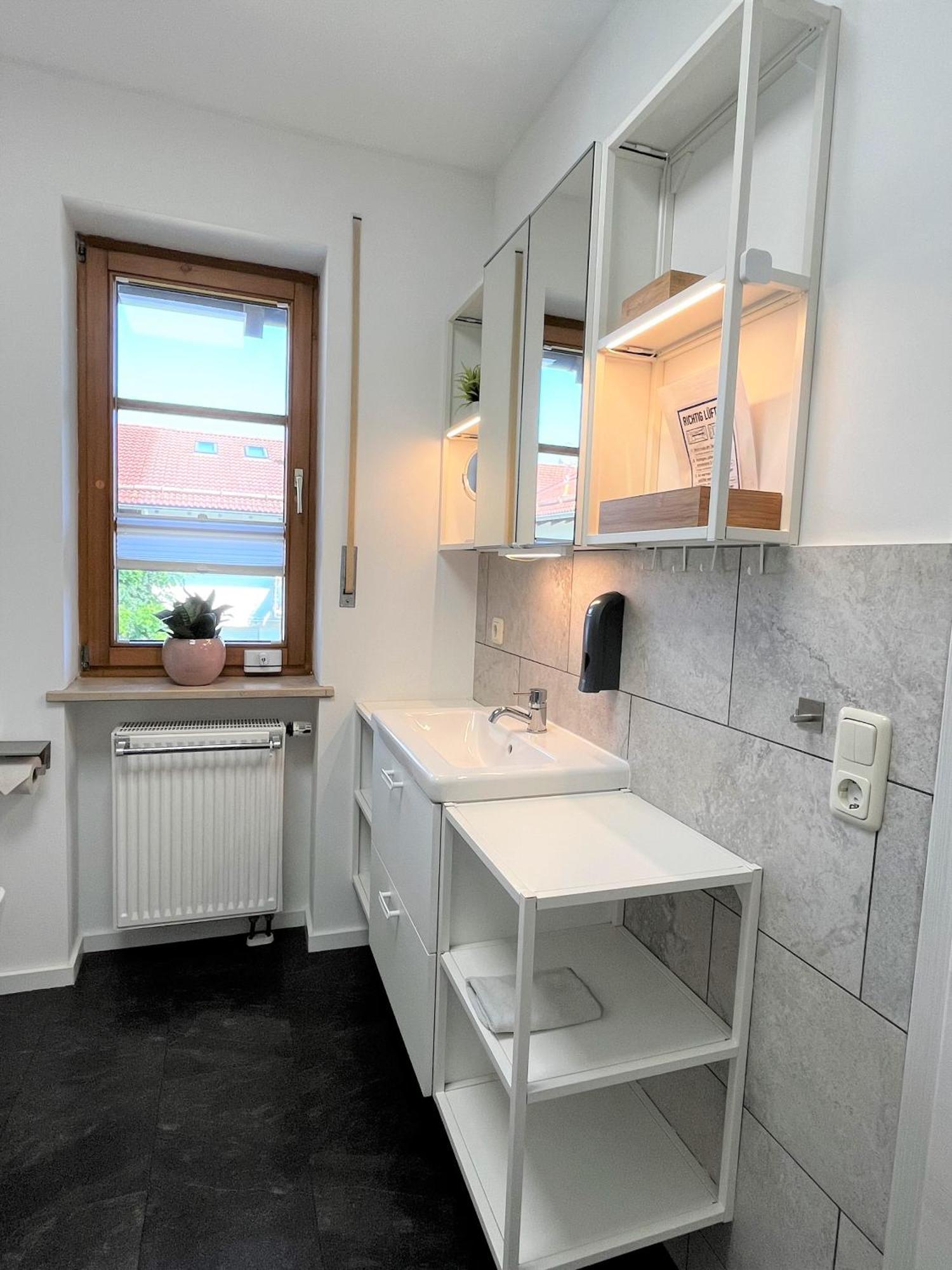 Apartment Wohlfuehlplatzl - Urgemuetlich & Ruhig Vogtareuth Екстериор снимка