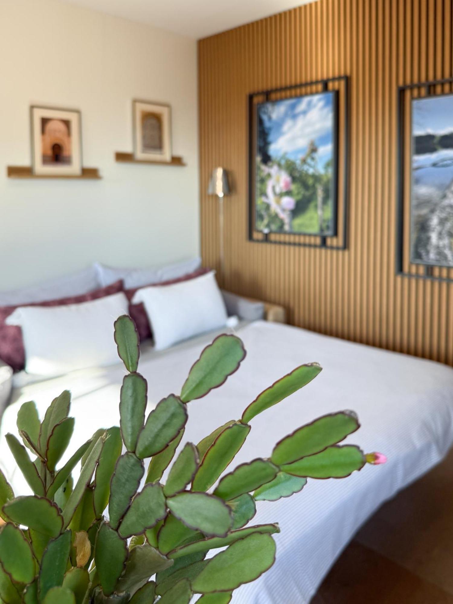 Apartment Wohlfuehlplatzl - Urgemuetlich & Ruhig Vogtareuth Екстериор снимка