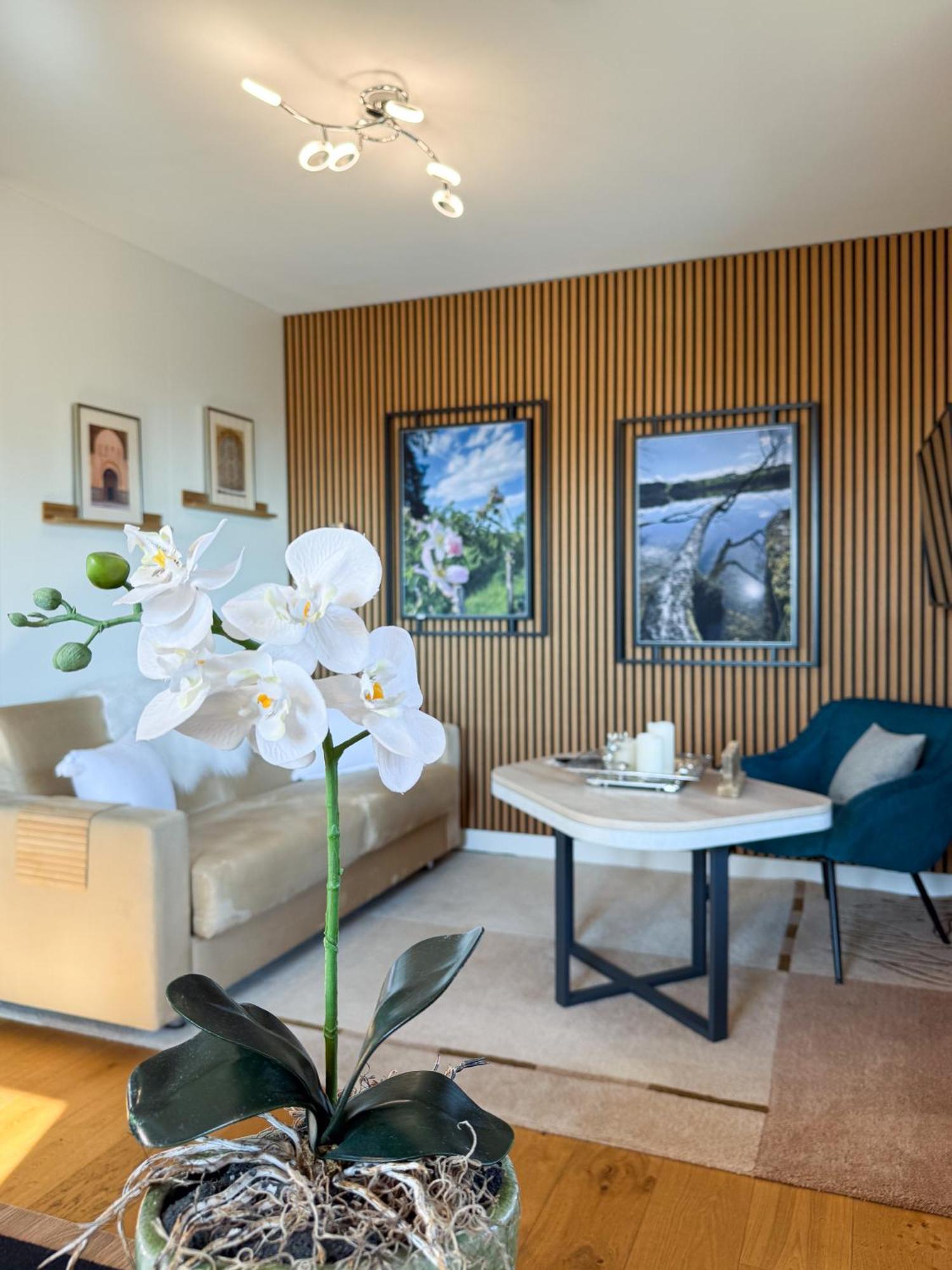 Apartment Wohlfuehlplatzl - Urgemuetlich & Ruhig Vogtareuth Екстериор снимка