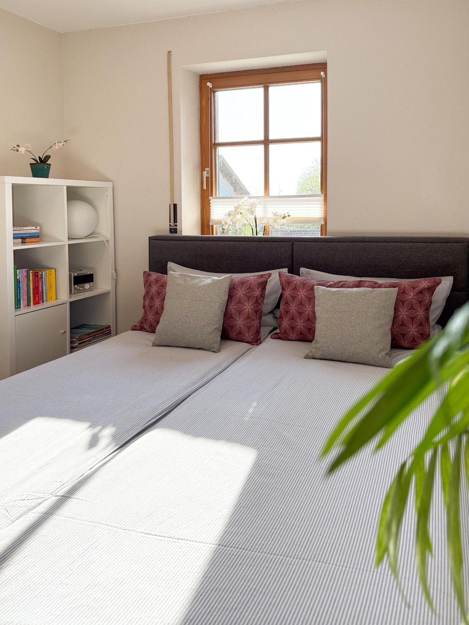 Apartment Wohlfuehlplatzl - Urgemuetlich & Ruhig Vogtareuth Екстериор снимка